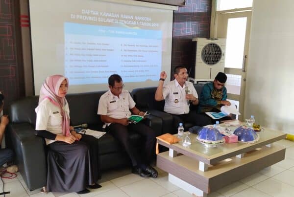 Diseminasi Informasi Melalui Talk Show Diseminasi Informasi Melalui Talk Show